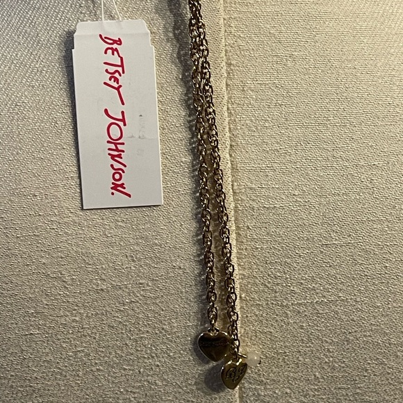 🦋NWT BETSEY JOHNSON BUTTERFLY NECKLACE🦋 - Picture 8 of 11